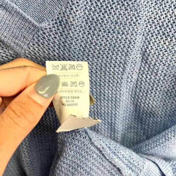 J. Crew Sweater Women’s XS 100% Merino Wool Blue Pullover Knit V-Neck - Picture 4 of 6